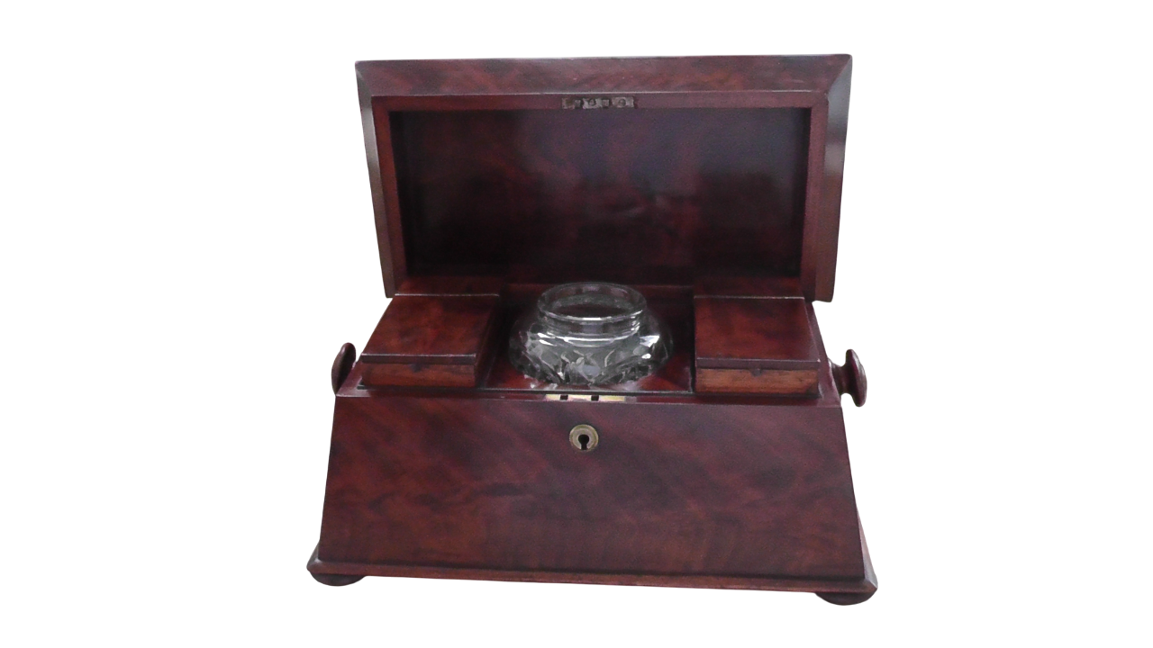 Georgian/Early Victorian Mahogany Sarcophagus Tea Caddy