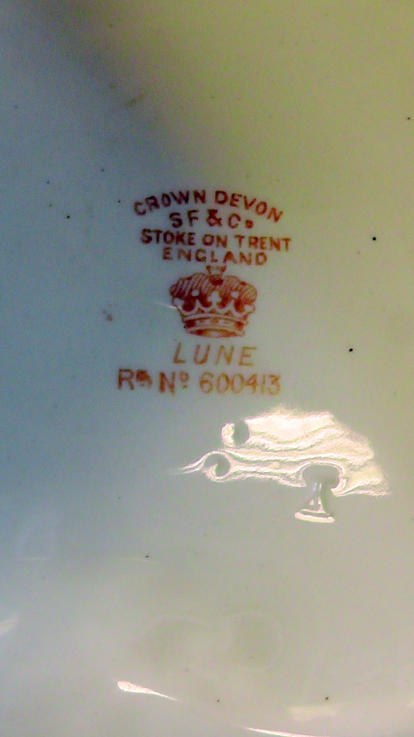 Antique Crown Devon "Lune" Cheese Dish