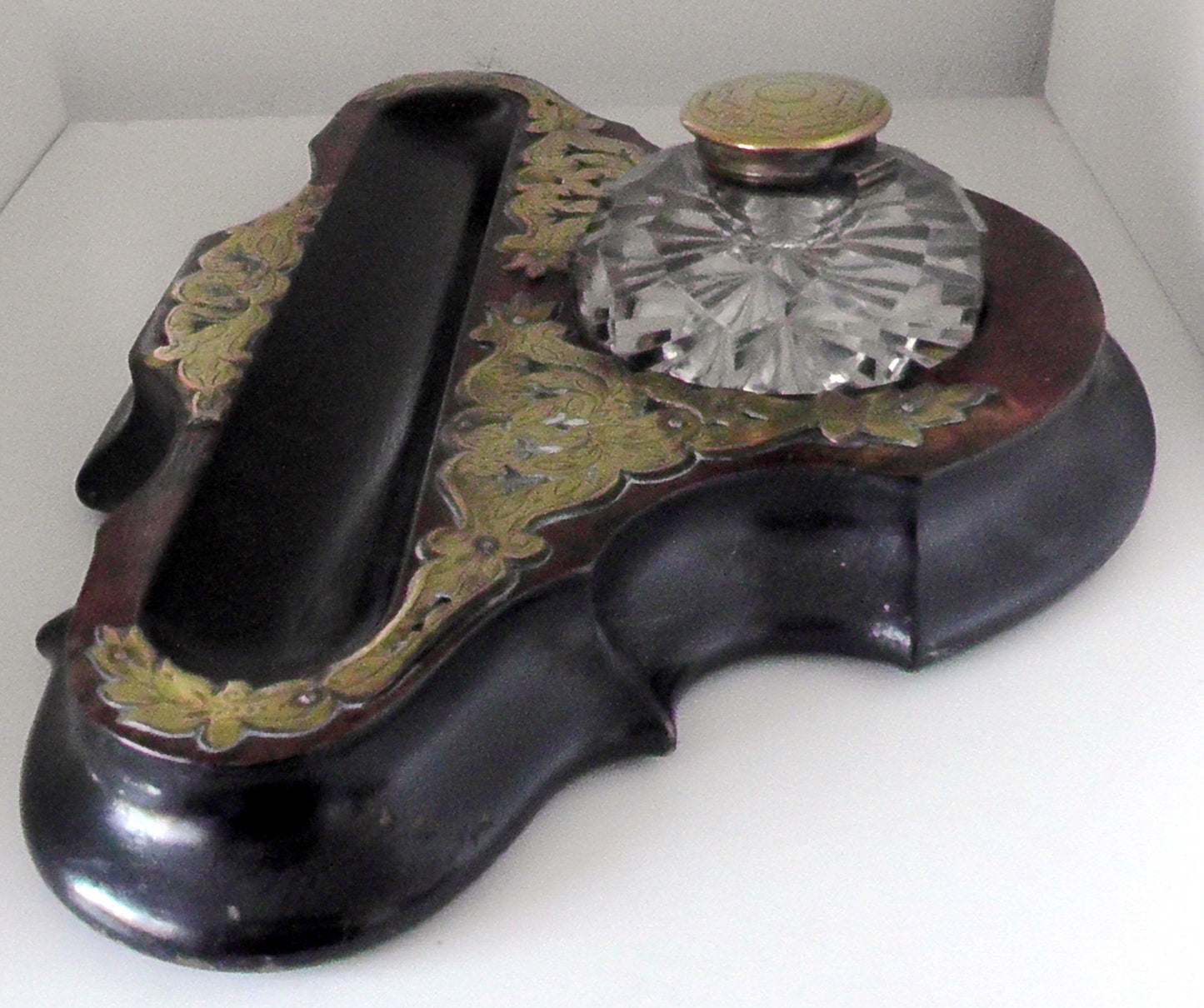 Victorian/Edwardian Walnut and Brass Desk Stand/Ink Well