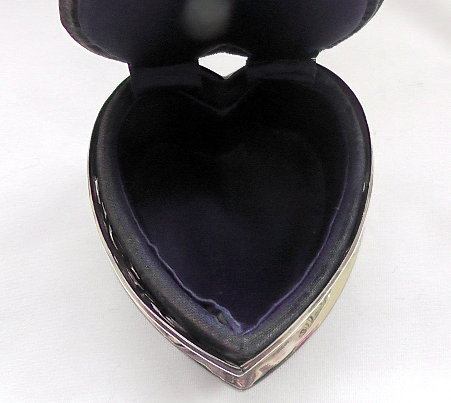 Silver Pierced Heart Trinket Box/Hat Pin Cushion dated 1904 - William Hutton & Sons