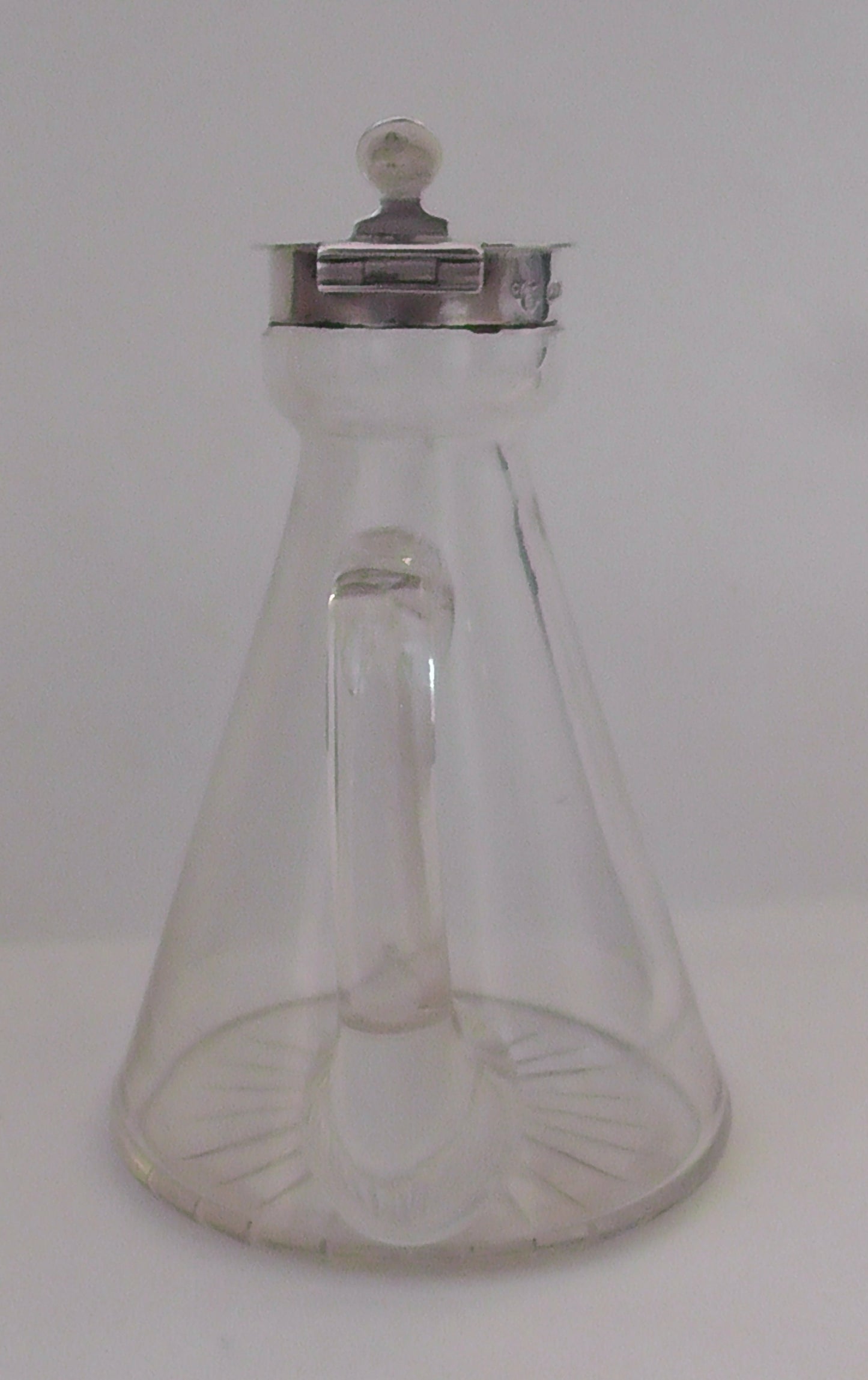 Solid Silver Whisky Noggin/Jug/Tot Dated 1909 - Goldsmiths & Silversmiths