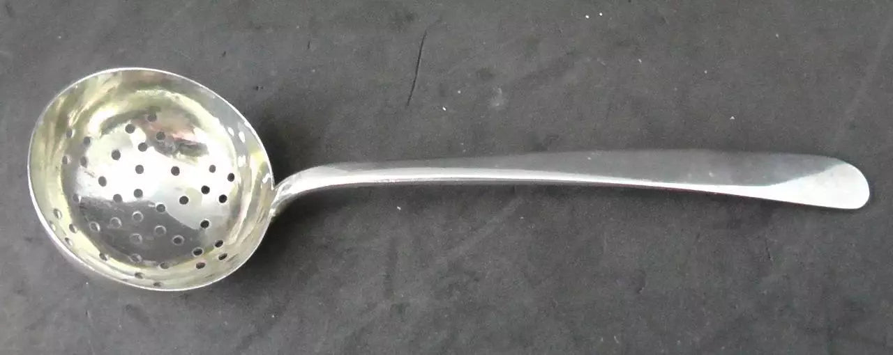 Solid Silver Sugar Caster Spoon dates 1929 - Hulkin & Heath