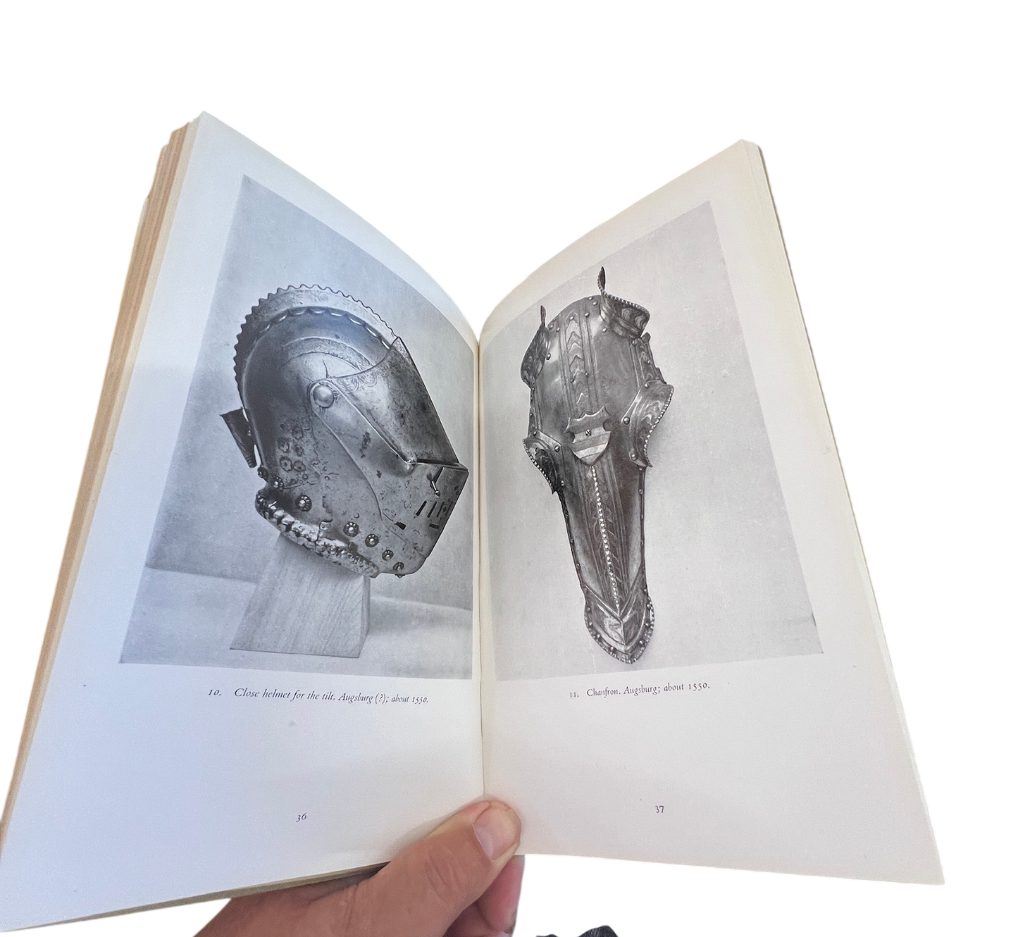European Armour (1951 First Edition) – V&A Museum Guide – From the Library of Brian A. Gostick