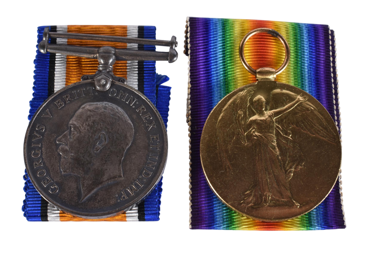 WW1 Medal Pair to L.8417 W Mason OS2 (Officer's Steward 2nd Class) RN