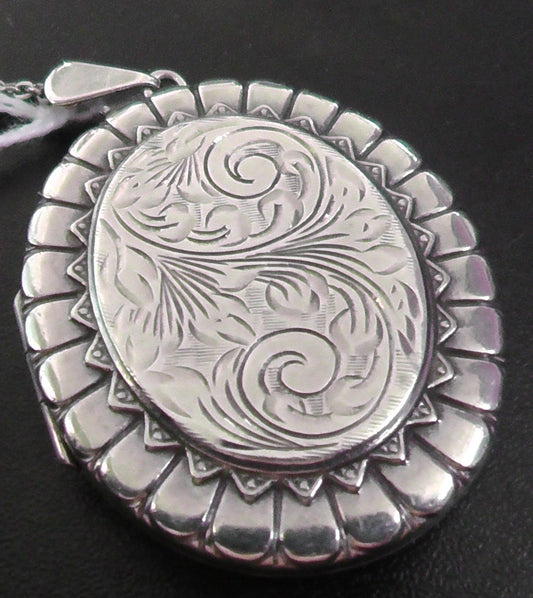 Large Silver Locket with Chain - dates Birmingham 1977