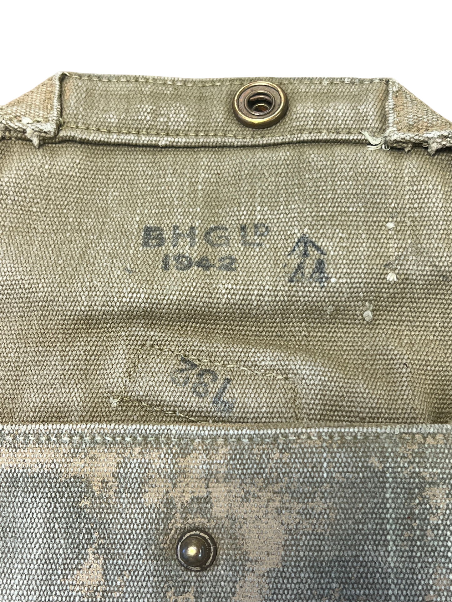 WW2 British 1937 Pattern Webbing Pistol Holster – 1942 Dated (B.H.G. Ltd)
