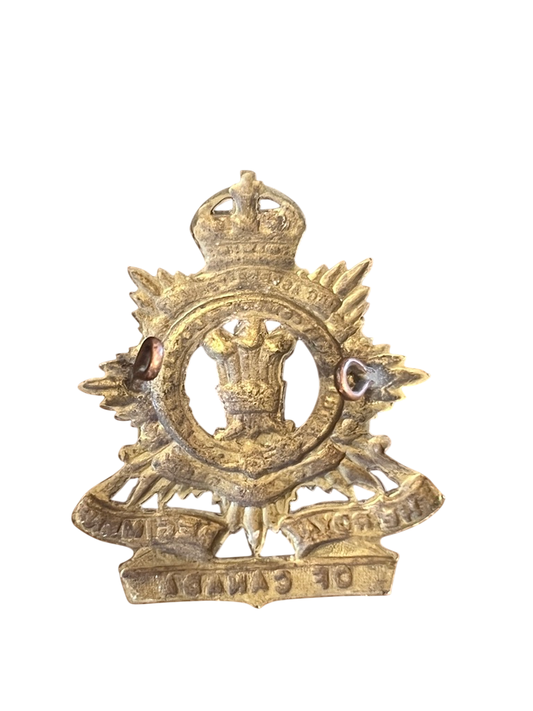 WWII The Royal Regiment of Canada OR's Cap Badge