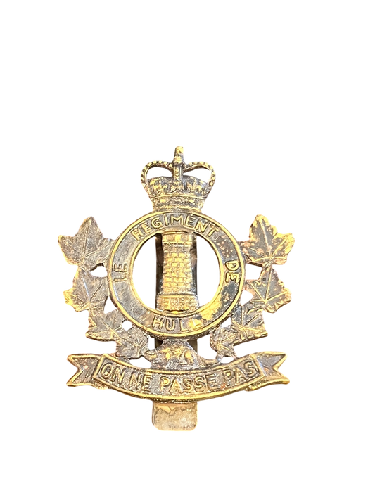 Vintage Canadian Army Le Régiment de Hull Cap Badge – Queen’s Crown (Post-1952)