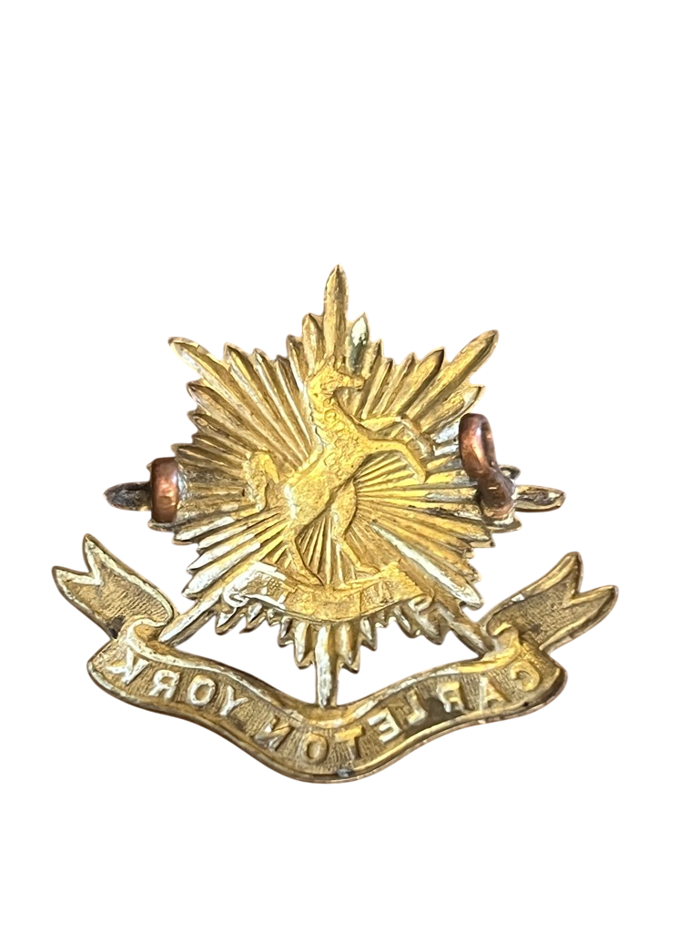 WWII Canadian Army Carleton and York Regiment OR's Brass Cap Badge