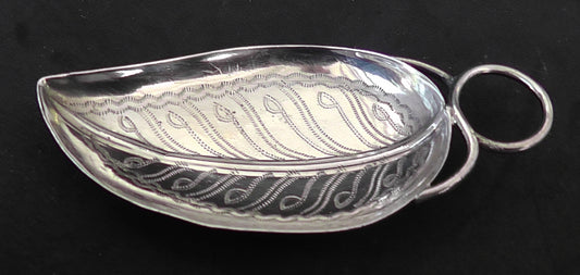 Solid Silver Leaf Caddy Spoon - Levi & Salaman Dates 1916