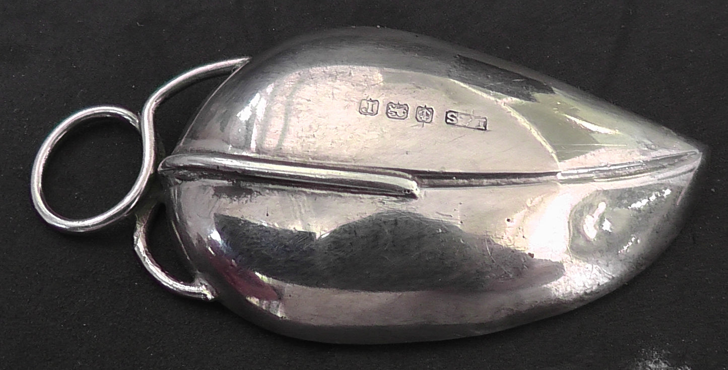 Solid Silver Leaf Caddy Spoon - Levi & Salaman Dates 1916