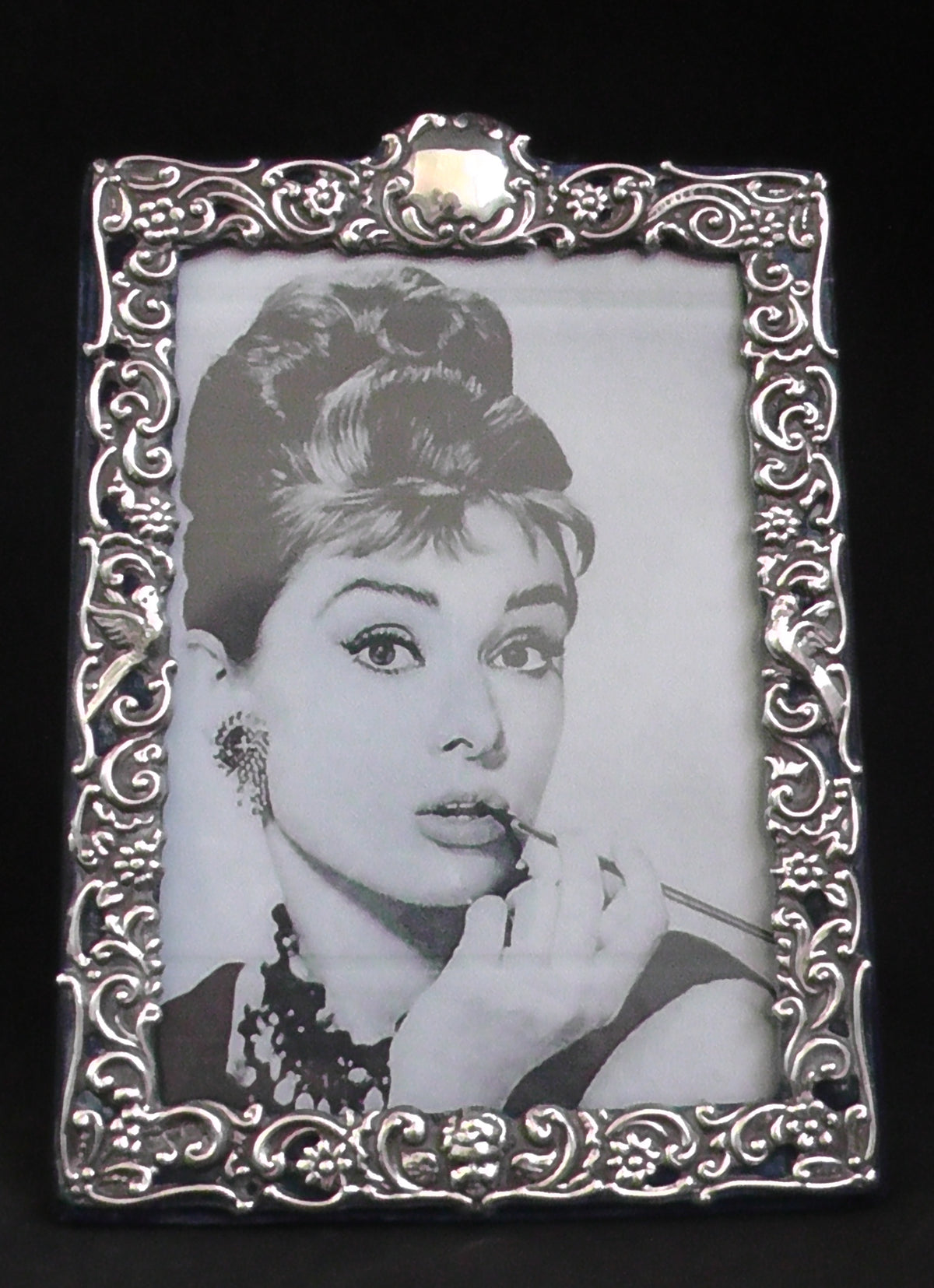Solid Silver Art Nouveau Photo/Picture Frame Chester 1900 - 18.5cm x 13cm