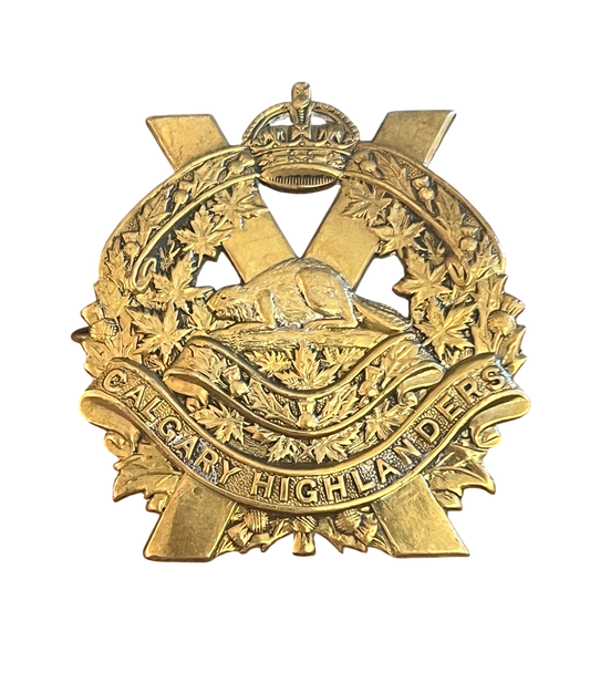 WWII Canadian Calgary Highlanders Brass Cap Badge