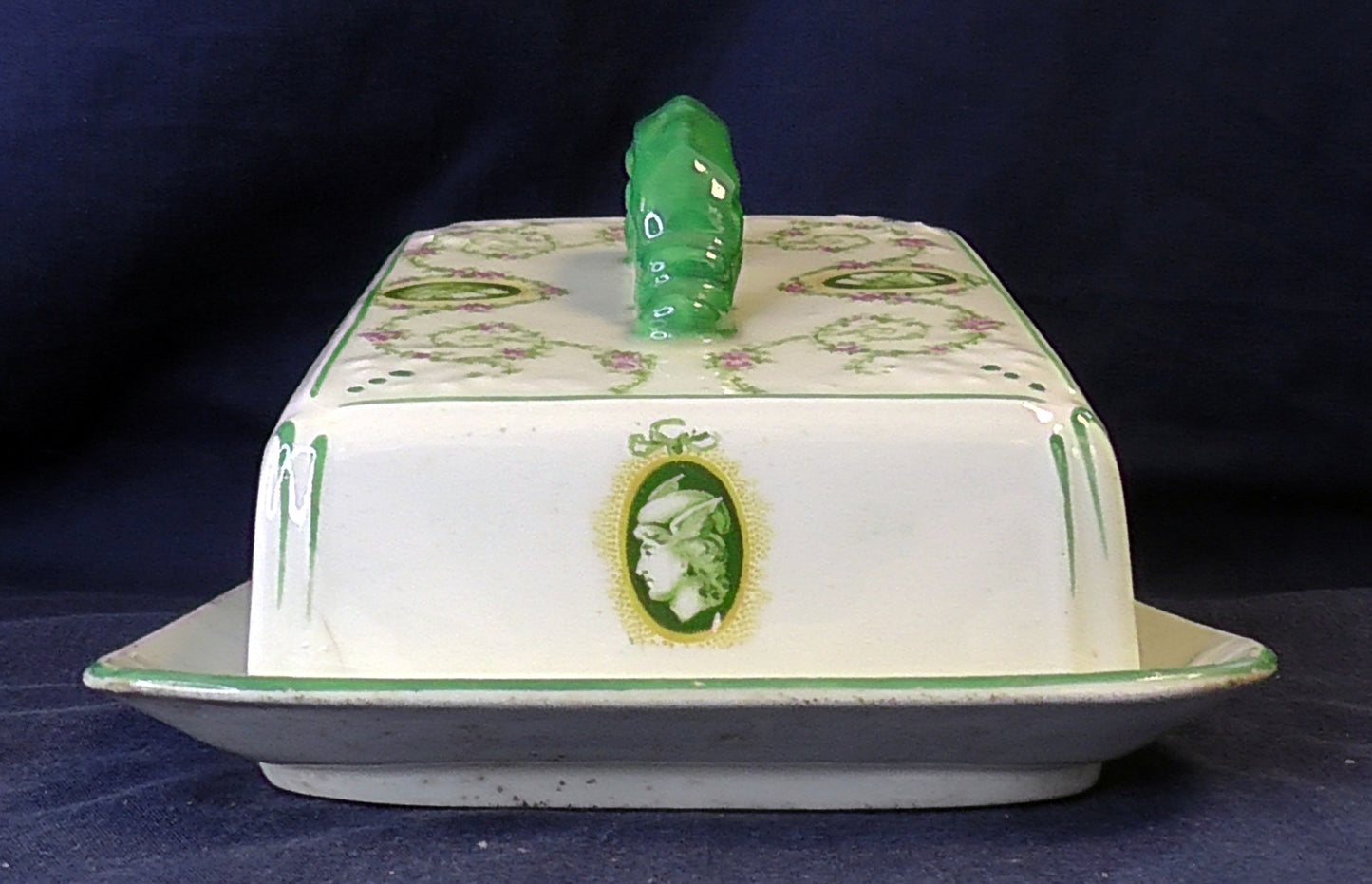 Vintage Art Deco Cheese/Butter Dish