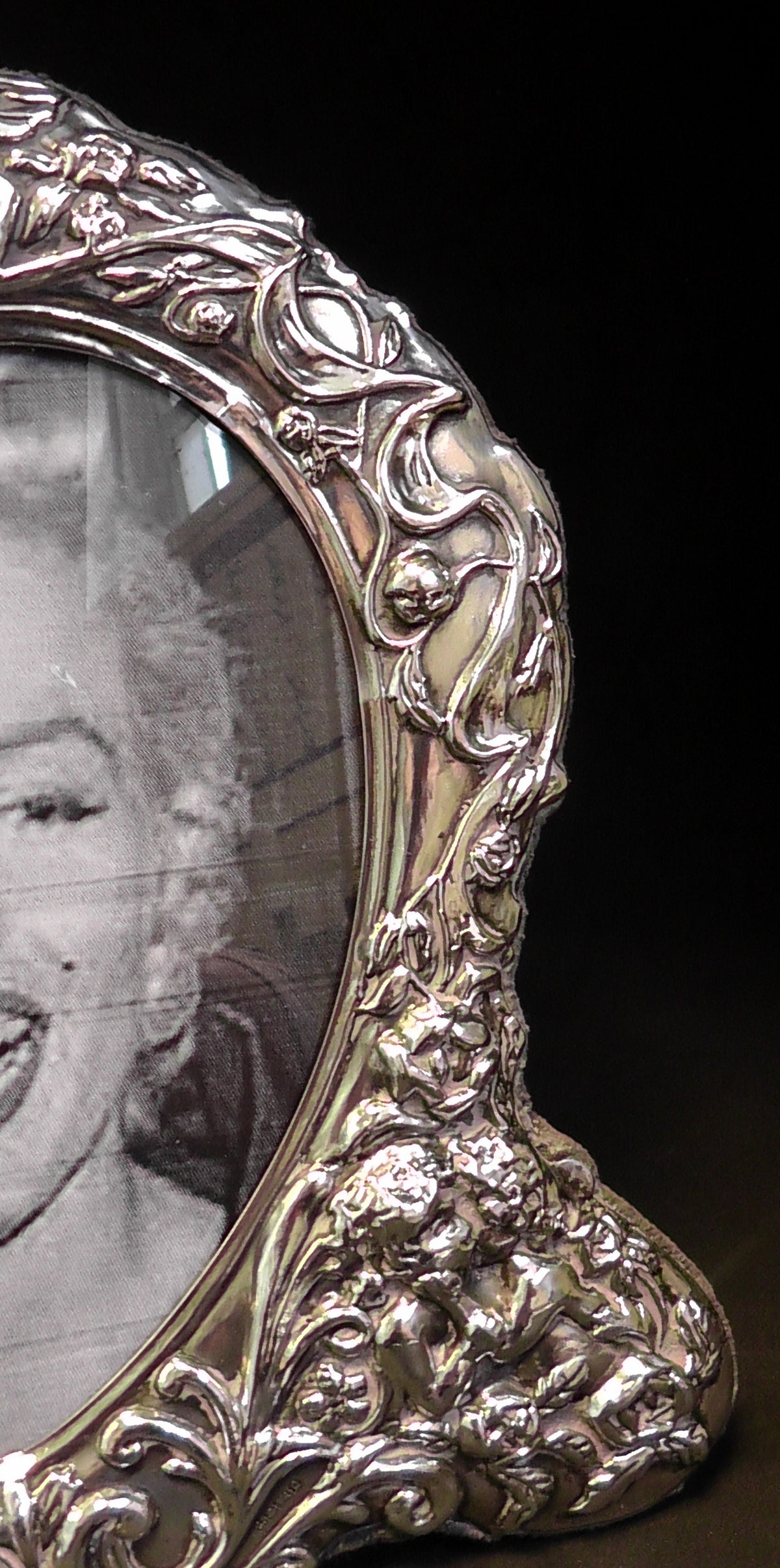 Solid Silver Heart Photo/Picture Frame