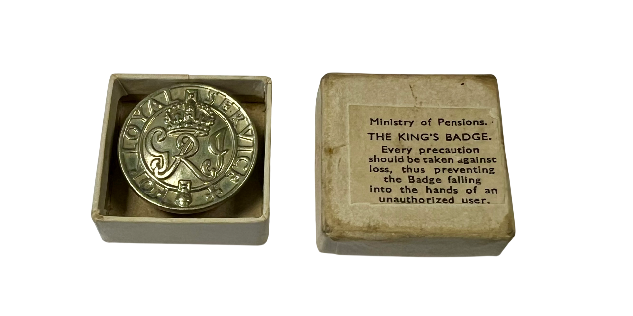 WW2 Kings Badge For Loyal Service in Original Box