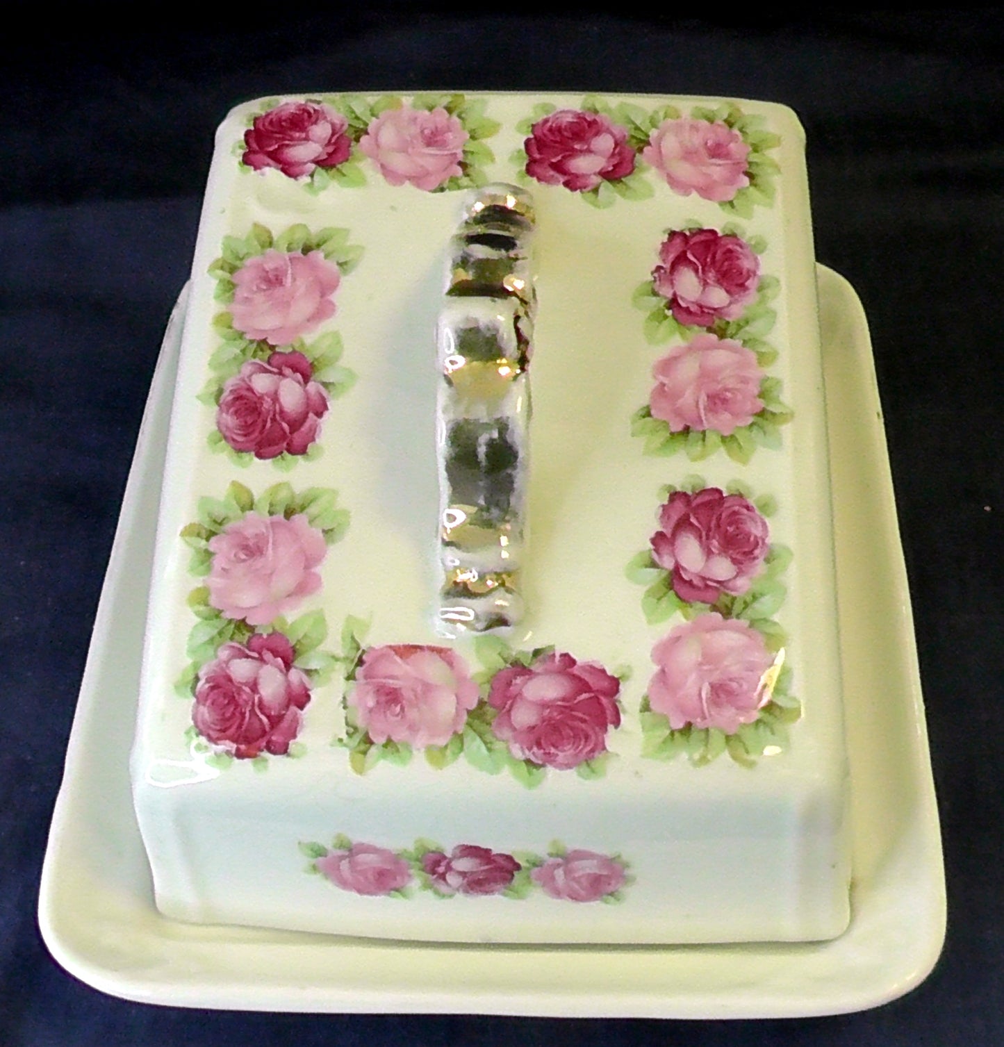 Vintage Art Deco Cheese/Butter Dish - Roses Design