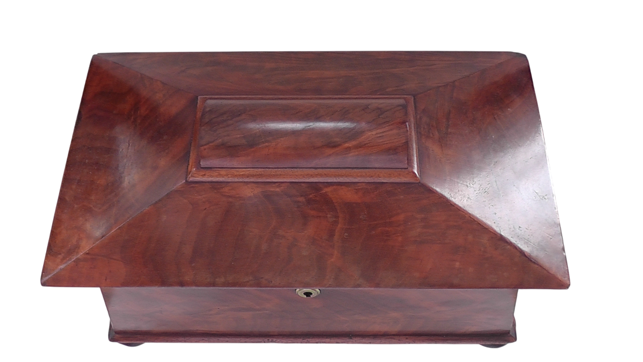 Georgian/Early Victorian Mahogany Sarcophagus Tea Caddy