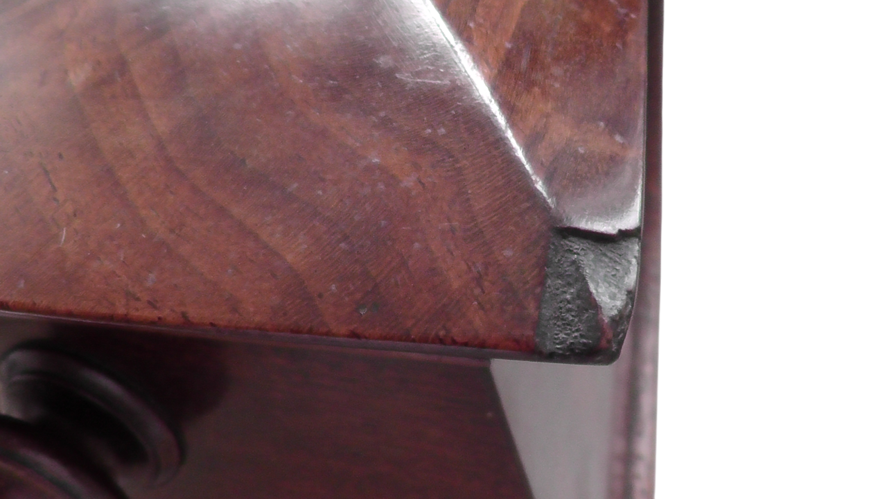 Georgian/Early Victorian Mahogany Sarcophagus Tea Caddy