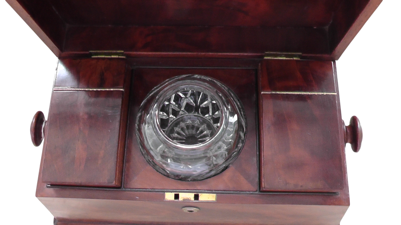 Georgian/Early Victorian Mahogany Sarcophagus Tea Caddy