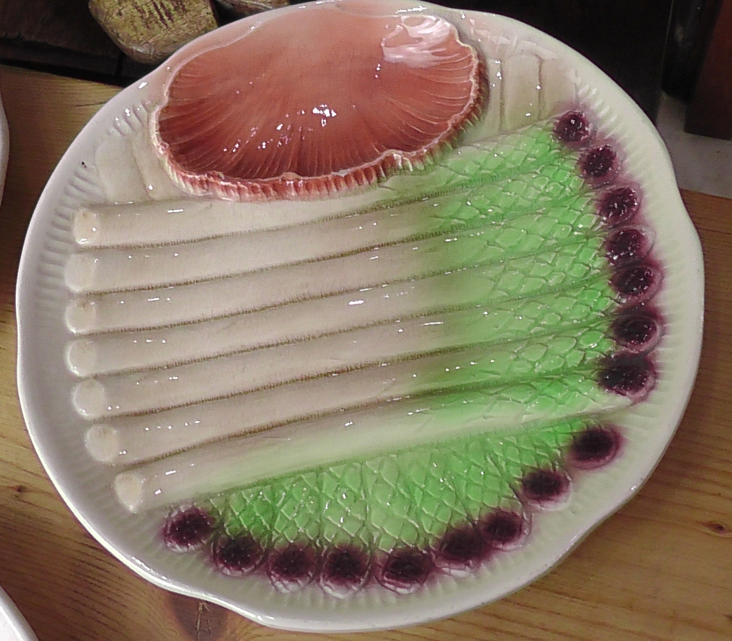 Asparagus Service in Majolica ESDEVE SARREGUEMINES