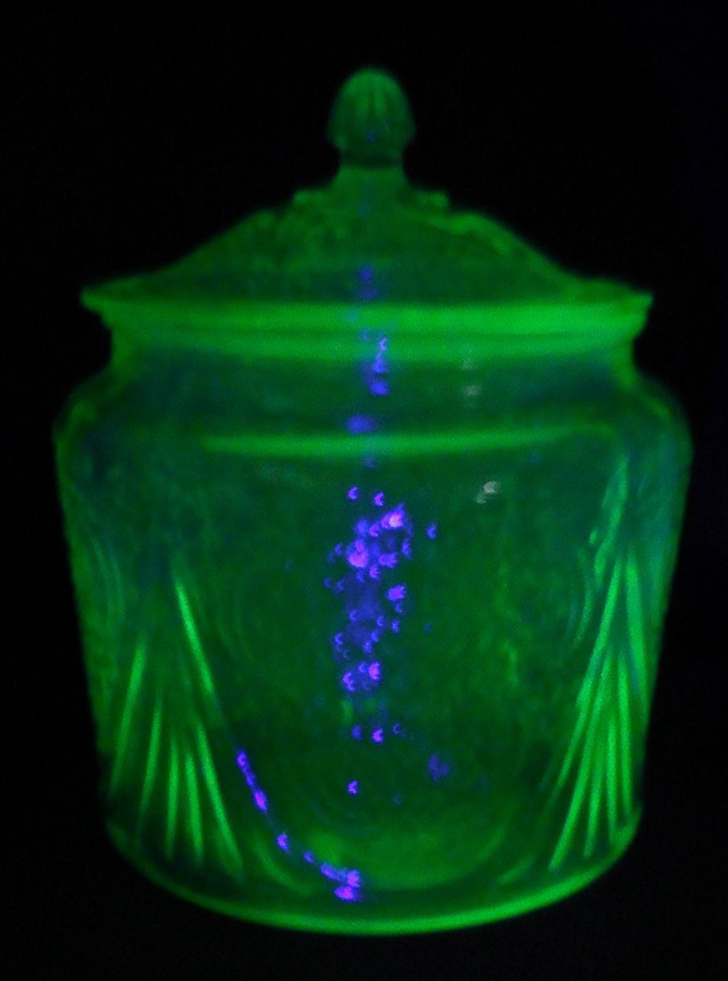 Vintage Hazel Atlas Royal Lace Uranium Glass Biscuit/Cookie Jar