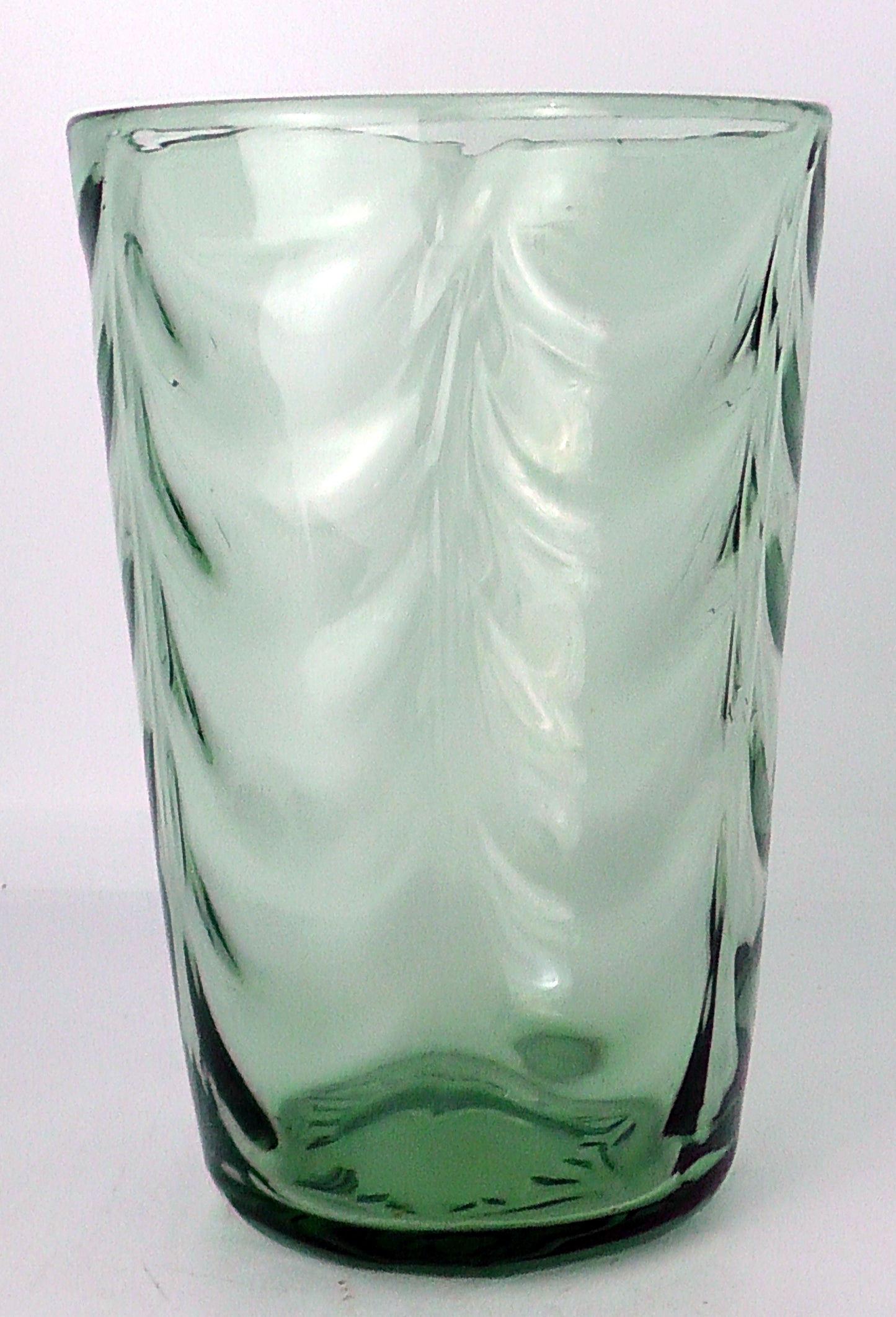 Whitefriars Vase #8473 Wave Ribbed - Green - 15cm tall