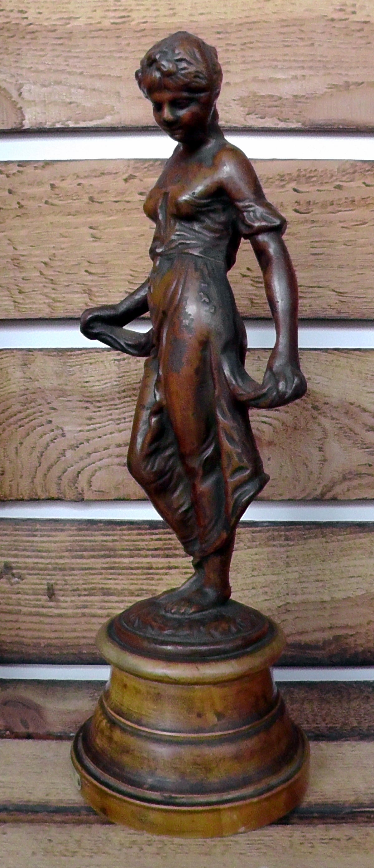 Late 19thC French Patinated Bronze Figure Modistie
