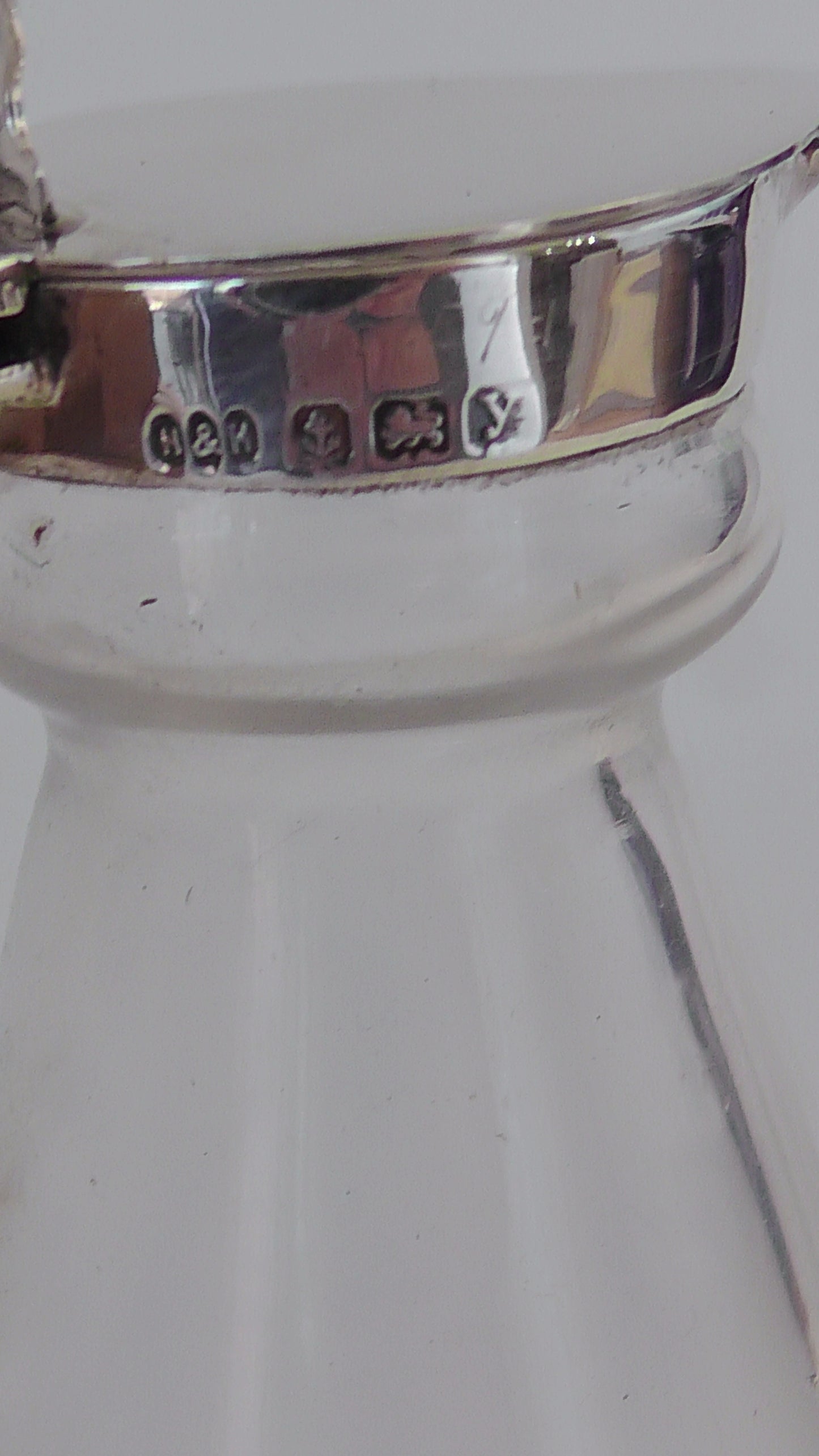 Solid Silver Whisky Noggin/Jug/Tot 1923 - Hukin & Heath
