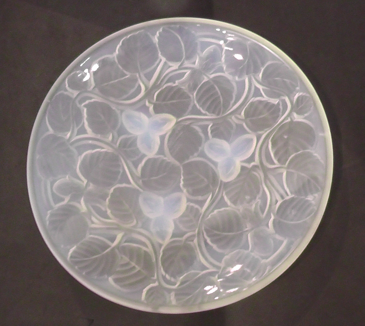 French Art Deco Arrars "Hazelnut" Frosted Glass Plate
