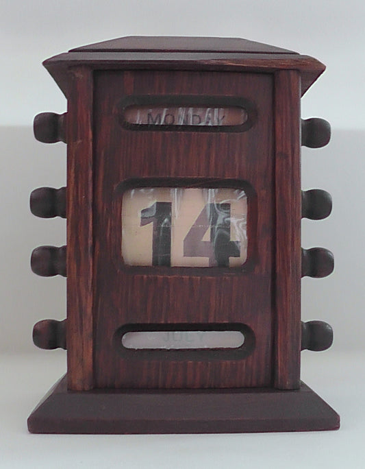 Antique Oak Desktop Perpetual Calendar 15cm tall