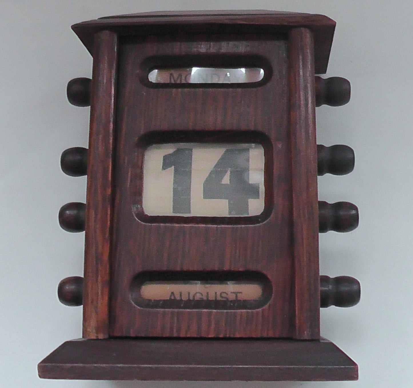 Antique Oak Desktop Perpetual Calendar 15cm tall