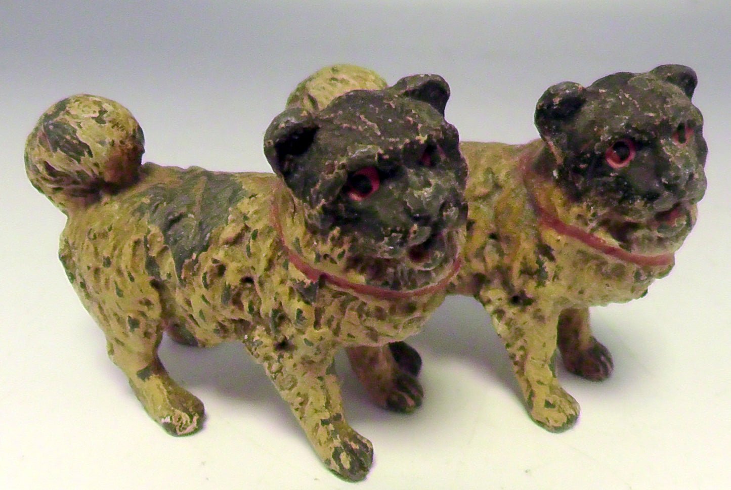 Cold Painted Small Pair of Pugs Figure