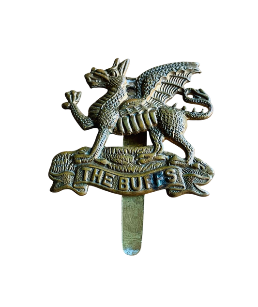 WWII era Royal East Kent Regiment (The Buffs) Brass Cap Badge