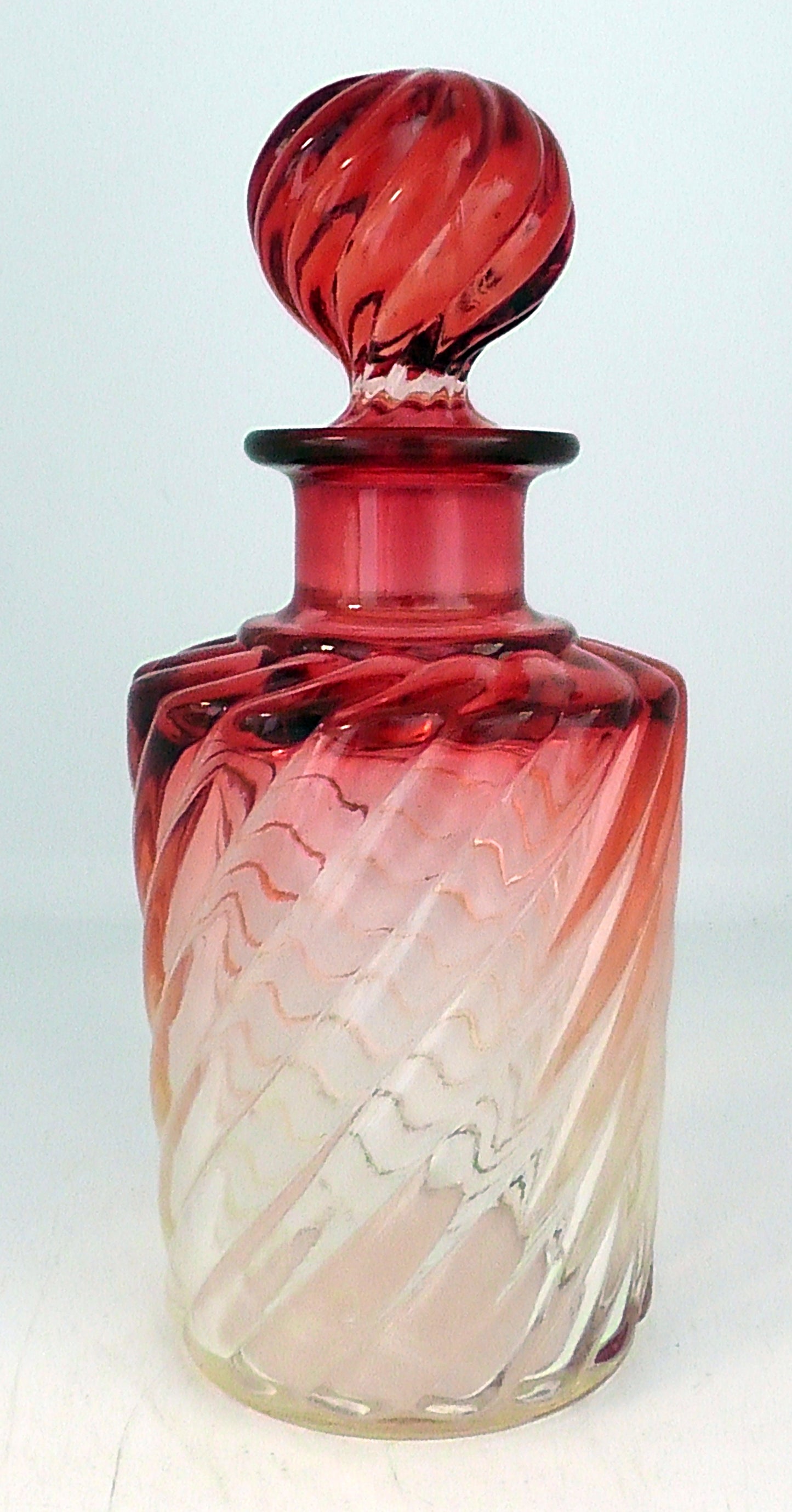 Baccarat Rose Tiente Perfum Bottle #1