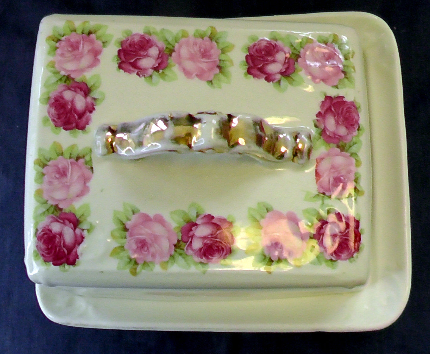 Vintage Art Deco Cheese/Butter Dish - Roses Design