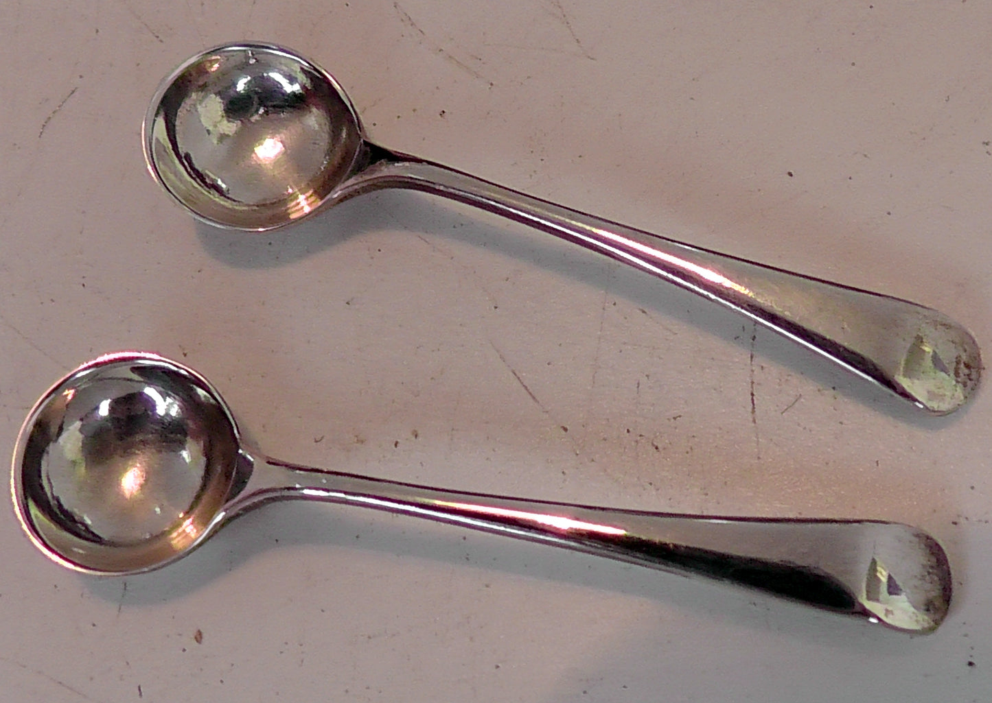 Cased Solid Silver Victorian Salts and Spoons - Date 1895