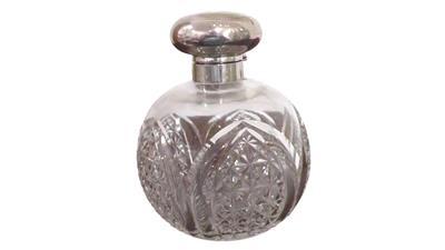 Large Silver Topped Cut Glass Scent Bottle dates 1915 William Neale & Sons