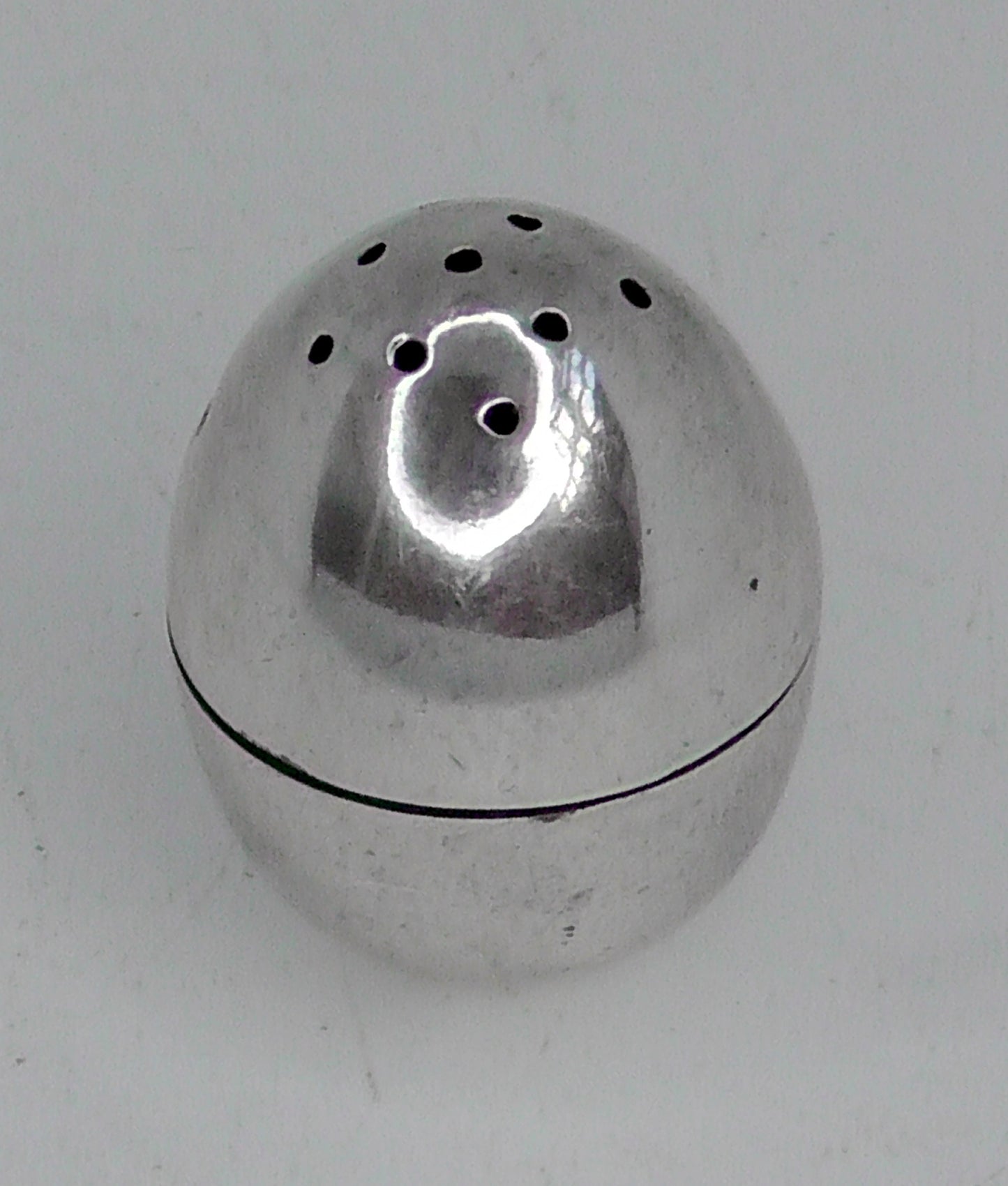 Solid Silver Smaller Egg Shaped Pepperette dates 1902