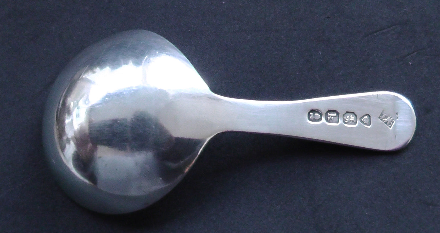Georgian Solid Silver Caddy Spoon Dates 1825