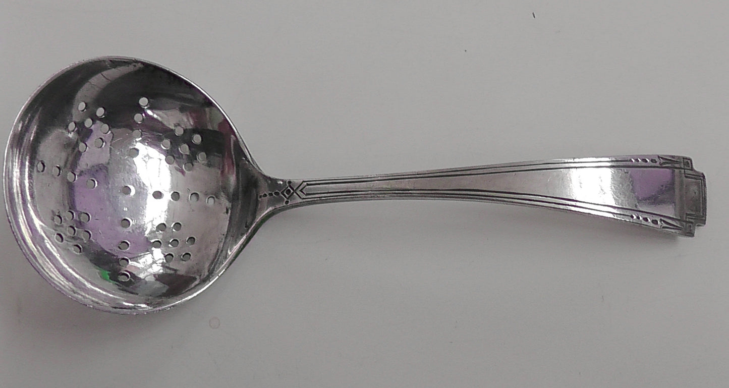 Solid Silver Art Deco Sugar Caster Spoon/Tea Strainer dates 1931
